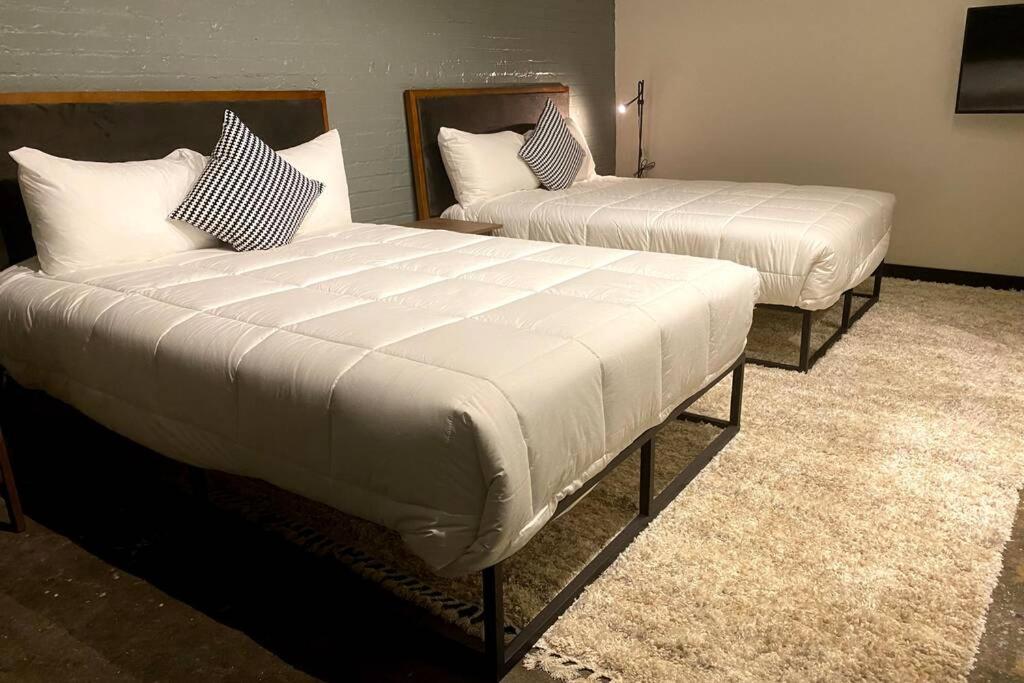 3E-Spacious 2 Bedroom In Oakland, Sleeps 8 匹兹堡 外观 照片